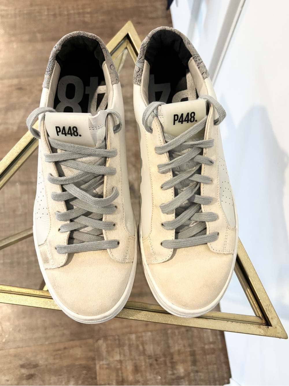 Women's P448 Thea Platform Leather Low Top Sneakers size 39 (9) white grey tan